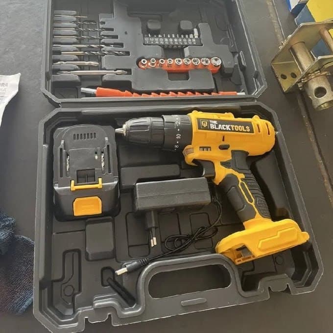 Parafusadeira Furadeira de Impacto 21V 1400 - The Black Tools