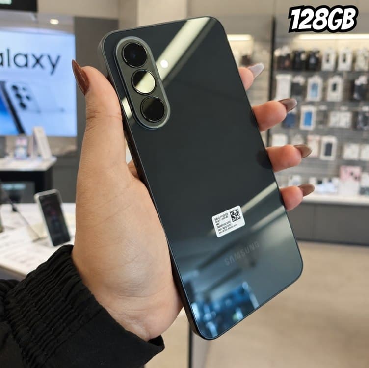 Smartphone Samsung Galaxy A37 5G 128GB, 6GB RAM, Câmera 50MP (Preto)