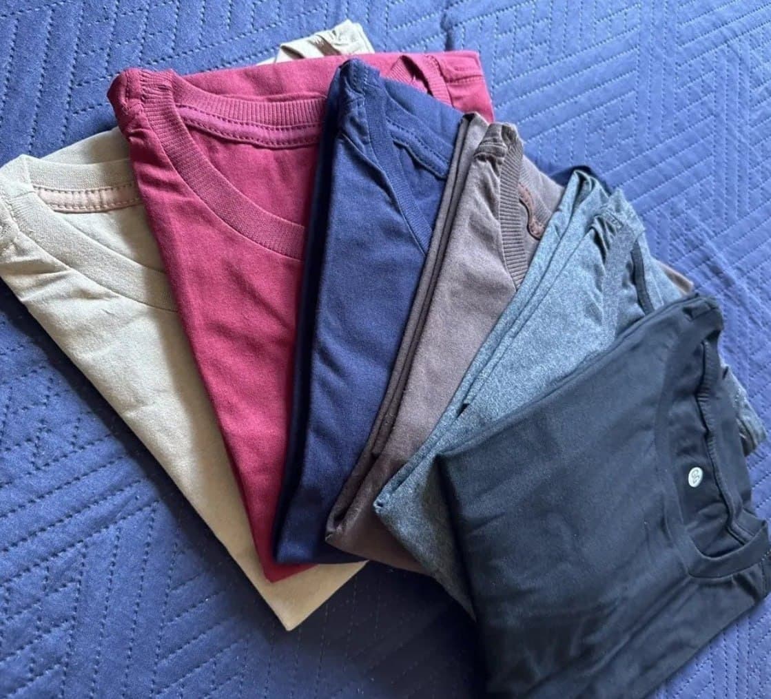 Kit 7 Camisetas Básicas de Algodão Premium Masculina